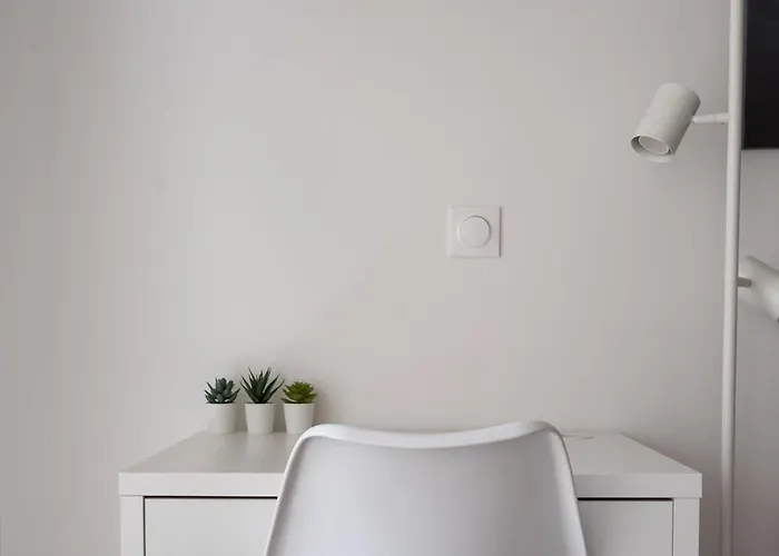 شقة Calme Et Climatise Au Coeur De *