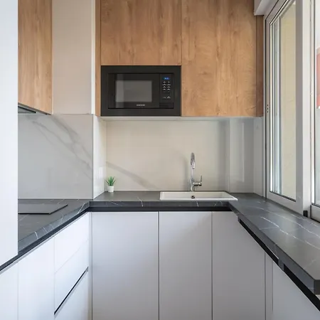 Calme Et Climatise Au Coeur De Apartman Cannes